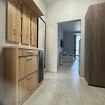 Dacha Kovalevskogo 121 Apartmán *