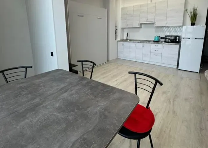 Dacha Kovalevskogo 121 * Odessa