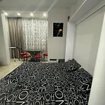 Dacha Kovalevskogo 121